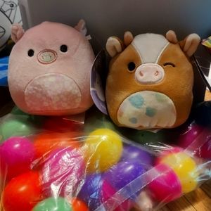 Two  baby squish mellows